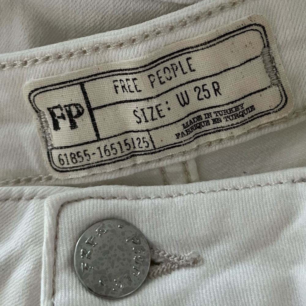FREE PEOPLE | Bohemian Cowboy Just Float On Flare Jeans in White | Size W 25R - Picture 6 of 11